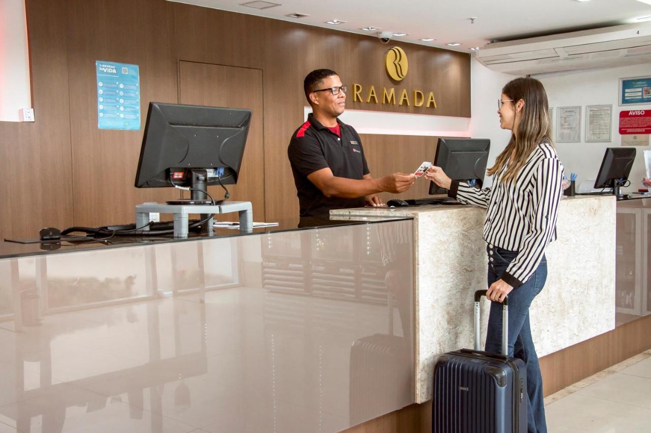Ramada Hotel & Suites Campos Pelinca Campos dos Goytacazes Exterior foto